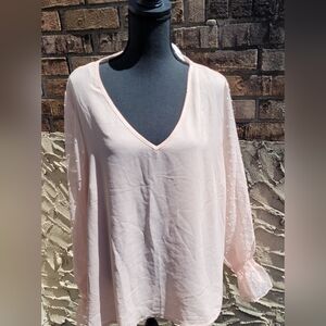 Women's Plus size  Top. Blouse. Size 18 . New. Lane Bryant Chiffon Top. Sheer.